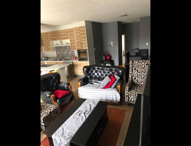 2 BEDROOM APARTMENT FOR SALE IN BRAKPAN NORTH